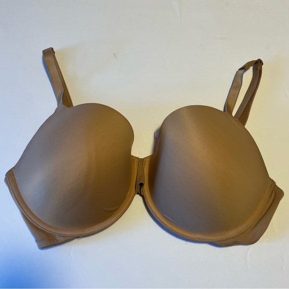 PINK Victoria's Secret Other - PINK Nude T-Shirt Bra